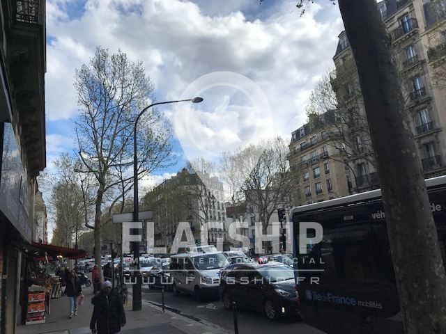 Boutique en location — Paris — Porte de Clignancourt
