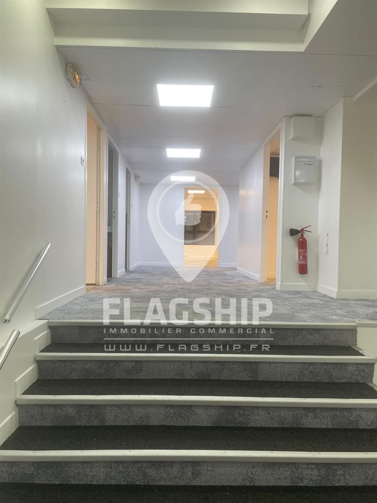 Boutique en location — Paris — Quai des Celestins