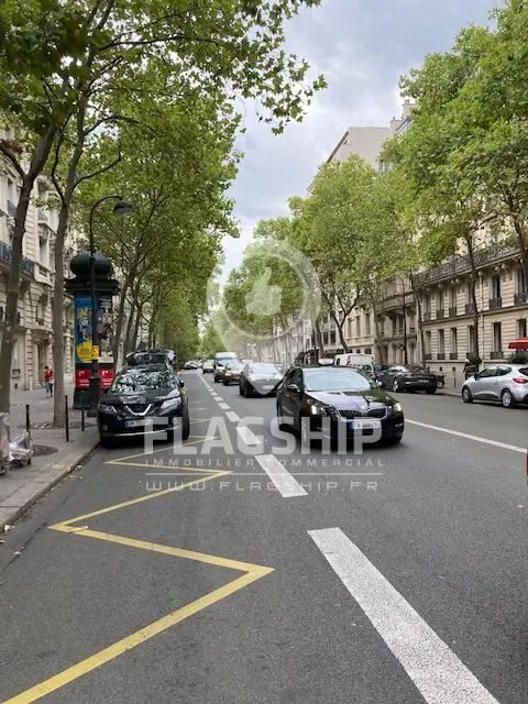 Cession de bail — commerce Paris place peirere