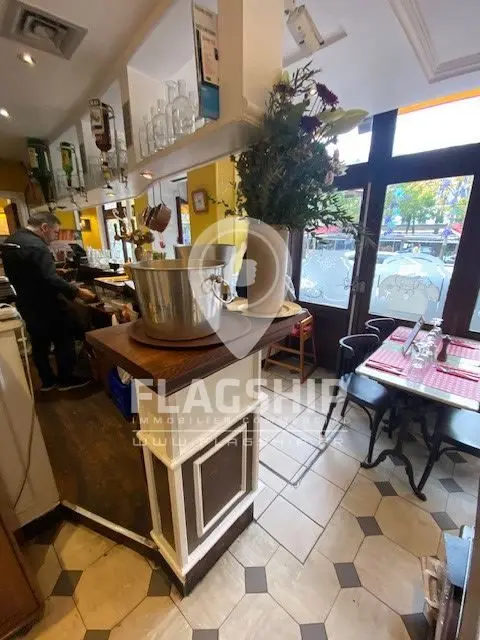 Location — commerce Paris Edgar Quinet - Tour Montparnasse
