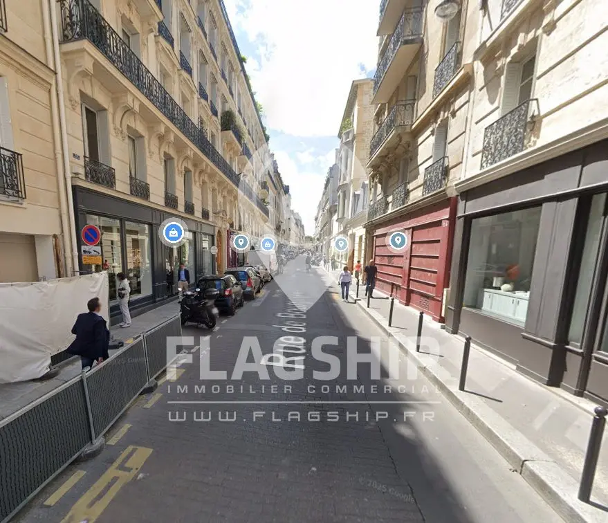 Location — commerce Paris Saint Dominique