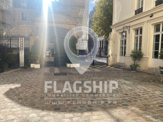 Bureaux — commerce Paris Charlot Archives