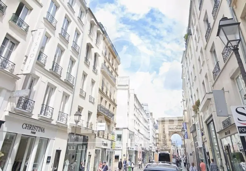 Location — commerce Paris Sentier