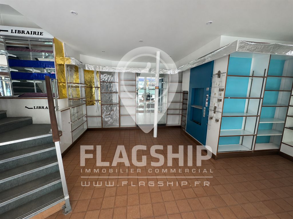 Boutique en location — Paris Auteuil – Porte de Saint-Cloud