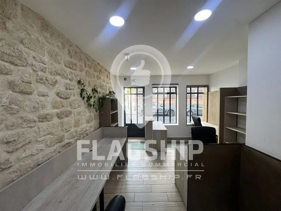 Location — commerce Paris Bastille