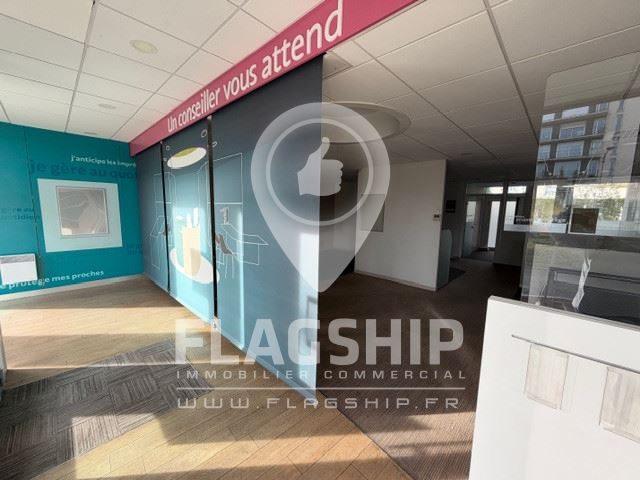 Location — commerce Chatou Marechal Foch Chatou