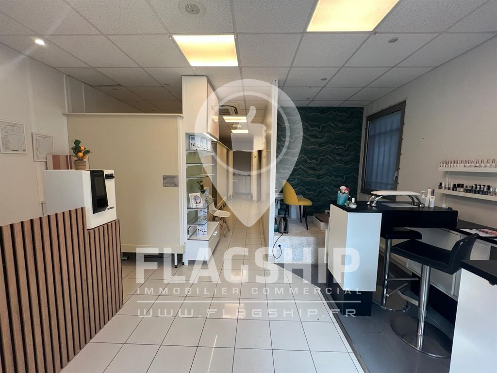 Boutique en location — Saint-Ouen-sur-Seine — Saint Ouen / Gabriel Peri