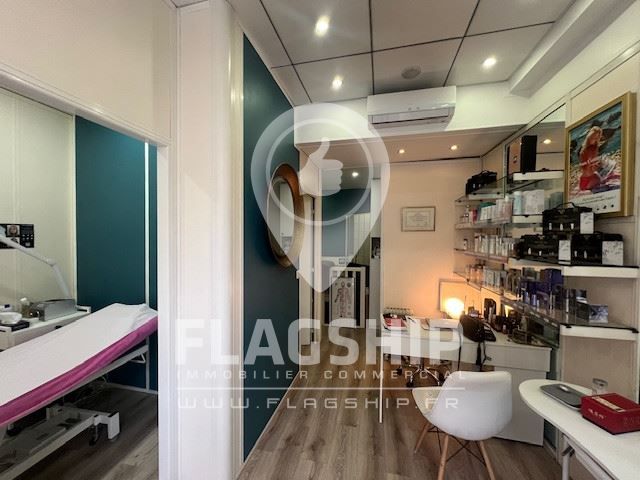 Cession de bail Commerce Paris 8 75008 RUE DU FAUBOURG ST HONORE/ AVENUE DE FRIEDLAND