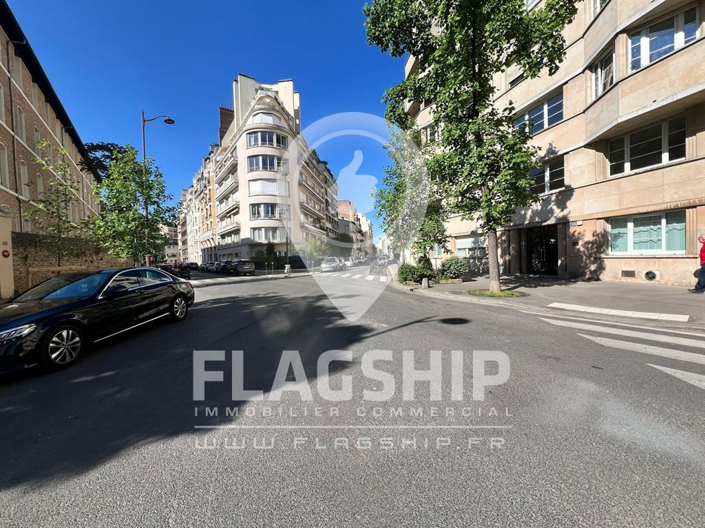 commerce en location sur PARIS (75016)