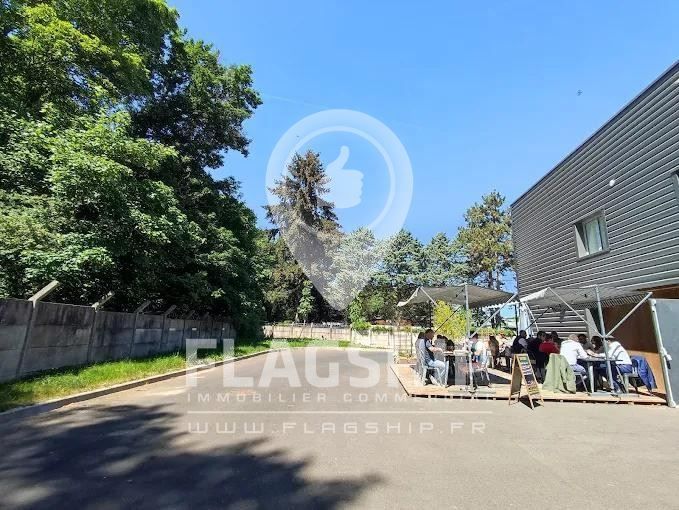 commerce en location sur VERT ST DENIS (77240)