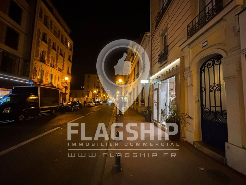 Location Commerce Montrouge 92120 MAIRIE