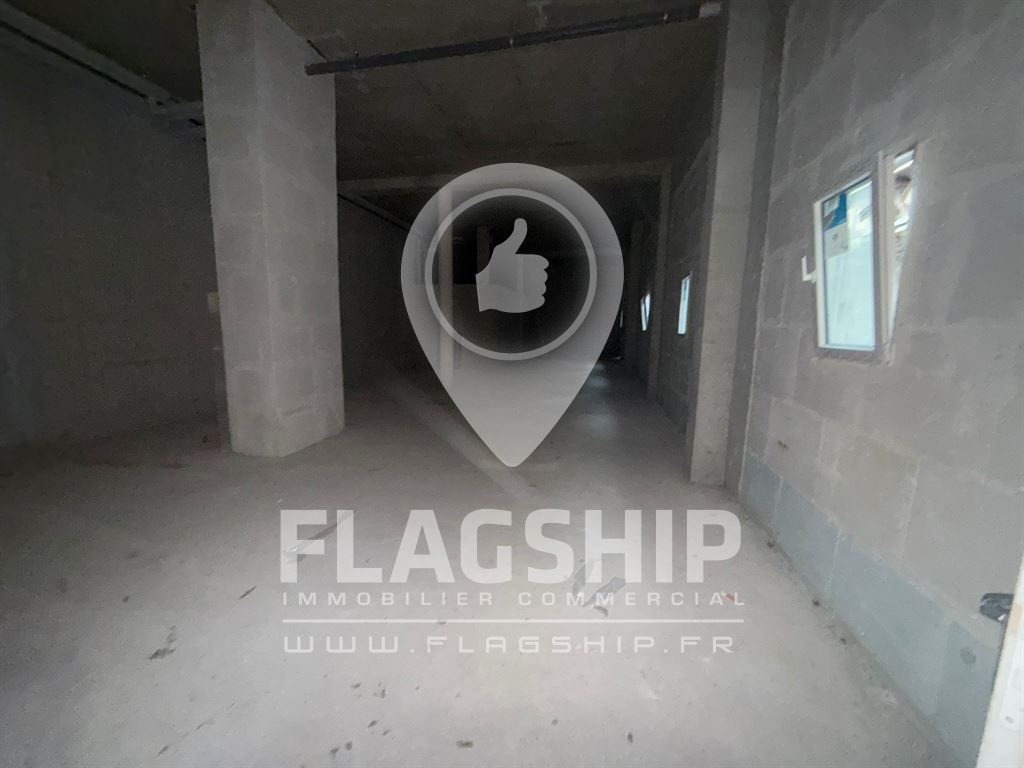 commerce en location sur MONTREUIL (93100)