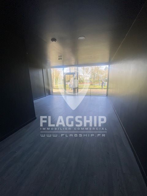 commerce en location sur SERRIS (77700)