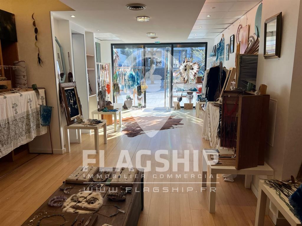 Location Commerce Suresnes 92150 Suresnes / Leclerc Bouret