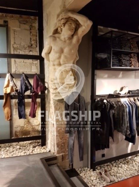 commerce en vente sur AVIGNON (84000)